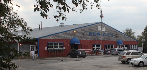 Newick's restaurant near Dover, New Hampshire